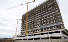 Au rămas fără case după ce peste 30 de companii de construcție au falimentat