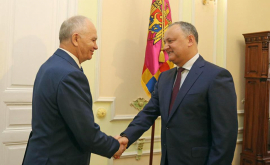 Dodon va participa la parada militară de la Moscova