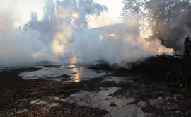 Imagini șocante de la incendiul de pe Stadionul Republican GALERIE FOTO