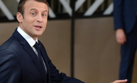 Popularitatea lui Macron continuă să scadă sondaj