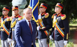 Dodon a convocat o ședință de lucru la Ministerul Apărării