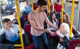 Cei de la Oxford consideră cedarea locului în transport păguboasă