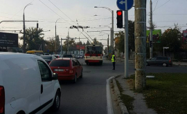 Iată pe care străzi din capitală au pus stăpînire ambuteiajele