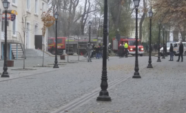 O casă de pe Columna sa umplut de fum FOTO