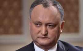 Dodon la felicitat pe Putin pentru realegerea lui în funcție