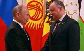 Igor Dodon la felicitat pe Vladimir Putin