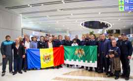 Victor Ciobanu întîmpinat cu muzică de Fanfară pe Aeroportul Internațional Chișinău VIDEO