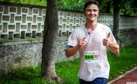 Un tînăr vrea să alerge un ultramaraton pentru a ajuta o fetiță bolnavă de cancer