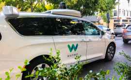 Vehiculele autonome Waymo au parcurs mai mult de 16 miliarde kilometri virtuali