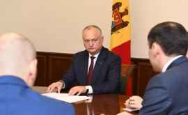 Dodon a convocat o ședință operativă în legătură cu incidentul de pe aeroport