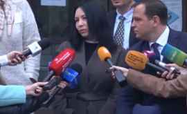 Soțiile lui Ceban și Năstase luate la întrebări de jurnaliști VIDEO
