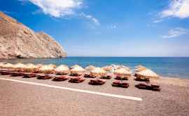 Греция показала как этим летом будет выглядеть отдых на пляже ВИДЕО