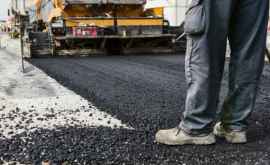 În țară sînt în toi lucrările de reparație a drumurilor naționale dar și locale