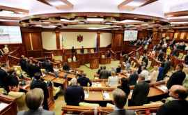 Diacov Marinocica aici e parlament nu primăria de la Jora de jos