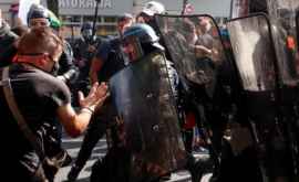 Proteste violente la Paris VIDEO